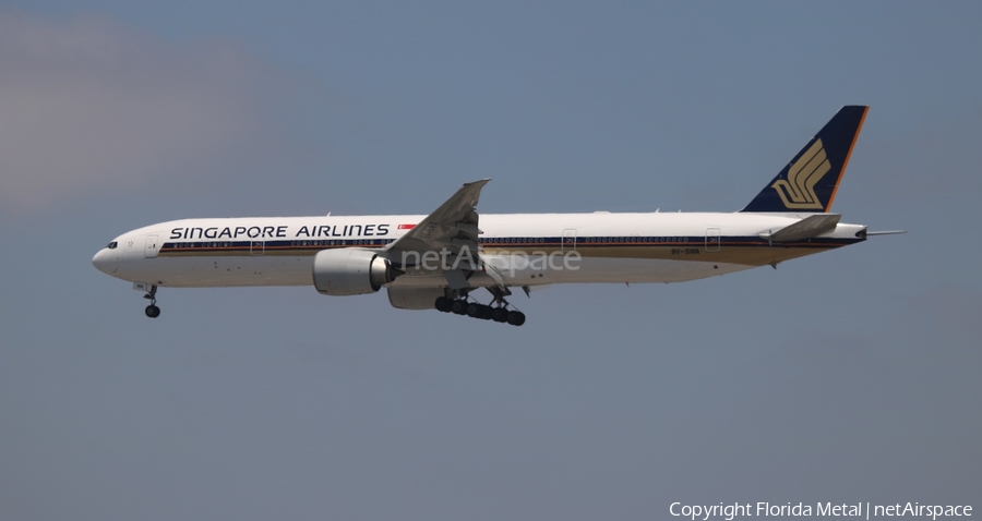 Singapore Airlines Boeing 777-312(ER) (9V-SWA) | Photo 431436