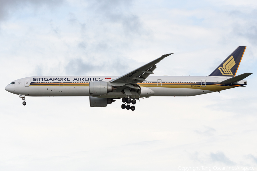 Singapore Airlines Boeing 777-312(ER) (9V-SWB) | Photo 469926