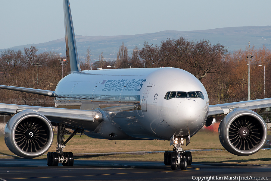 Singapore Airlines Boeing 777-312(ER) (9V-SWD) | Photo 8941