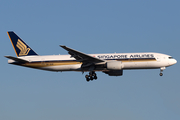 Singapore Airlines Boeing 777-312(ER) (9V-SWE) at  Istanbul - Ataturk, Turkey