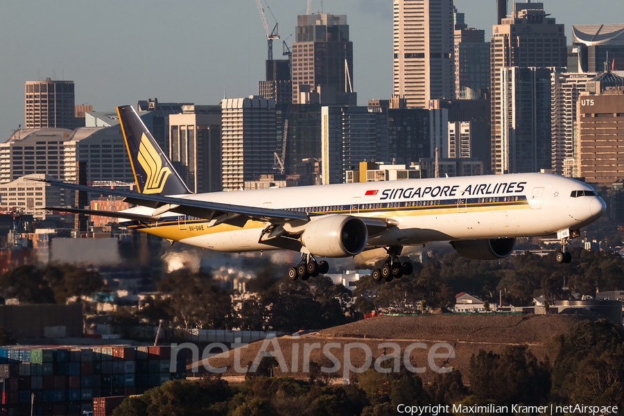 Singapore Airlines Boeing 777-312(ER) (9V-SWE) | Photo 389860