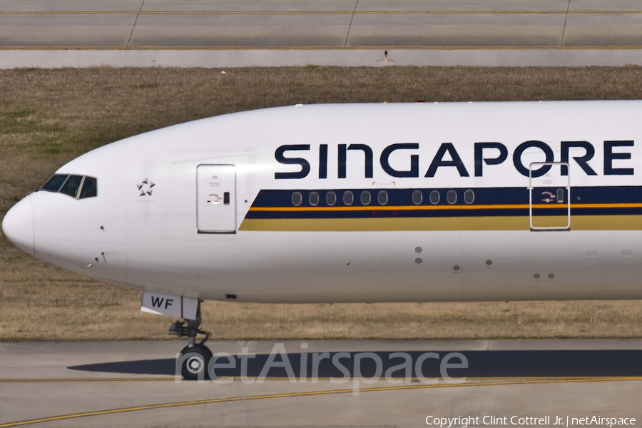 Singapore Airlines Boeing 777-312(ER) (9V-SWF) | Photo 39932