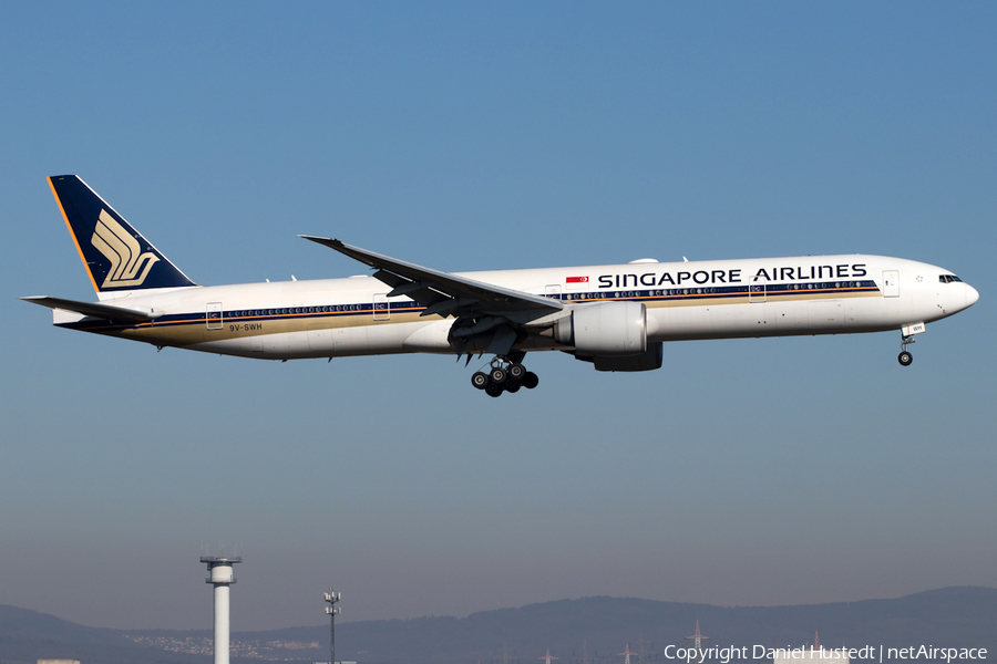 Singapore Airlines Boeing 777-312(ER) (9V-SWH) | Photo 501629