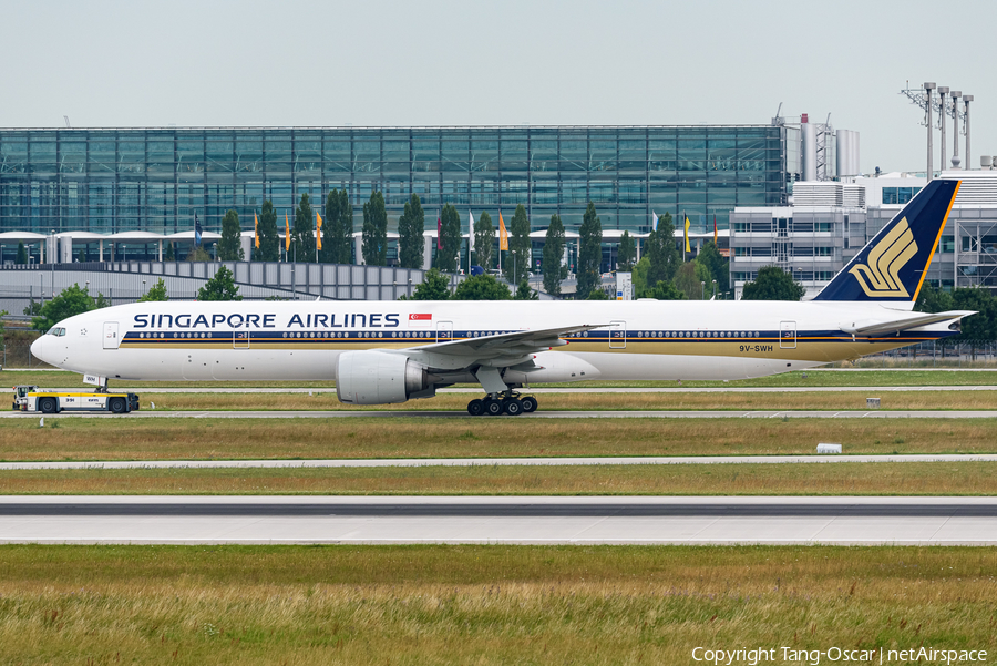 Singapore Airlines Boeing 777-312(ER) (9V-SWH) | Photo 473380