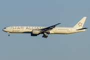 Singapore Airlines Boeing 777-312(ER) (9V-SWI) at  Frankfurt am Main, Germany