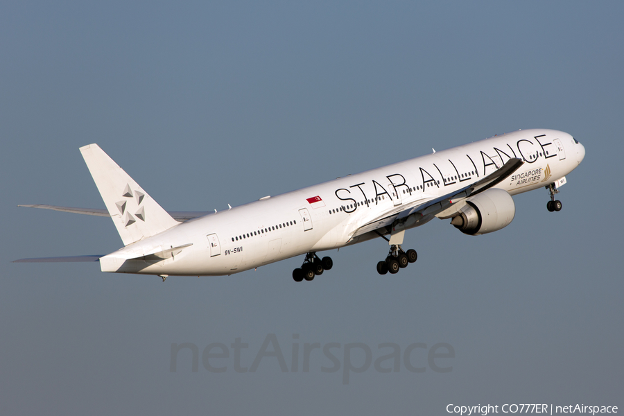 Singapore Airlines Boeing 777-312(ER) (9V-SWI) | Photo 42513