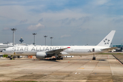 Singapore Airlines Boeing 777-312(ER) (9V-SWI) at  Singapore - Changi, Singapore