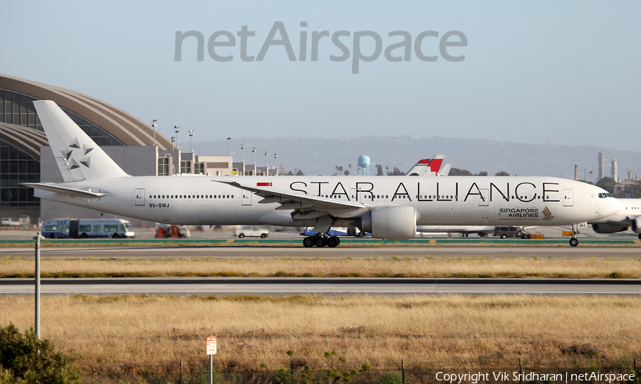 Singapore Airlines Boeing 777-312(ER) (9V-SWJ) | Photo 157622