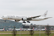 Singapore Airlines Boeing 777-312(ER) (9V-SWJ) at  London - Heathrow, United Kingdom