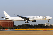 Singapore Airlines Boeing 777-312(ER) (9V-SWJ) at  Tokyo - Narita International, Japan