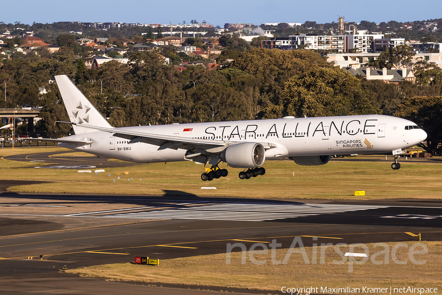 Singapore Airlines Boeing 777-312(ER) (9V-SWJ) | Photo 390949