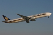 Singapore Airlines Boeing 777-312(ER) (9V-SWJ) at  Zurich - Kloten, Switzerland