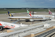Singapore Airlines Boeing 777-312(ER) (9V-SWK) at  Houston - George Bush Intercontinental, United States