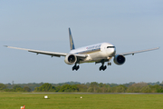 Singapore Airlines Boeing 777-312(ER) (9V-SWK) at  Manchester - International (Ringway), United Kingdom