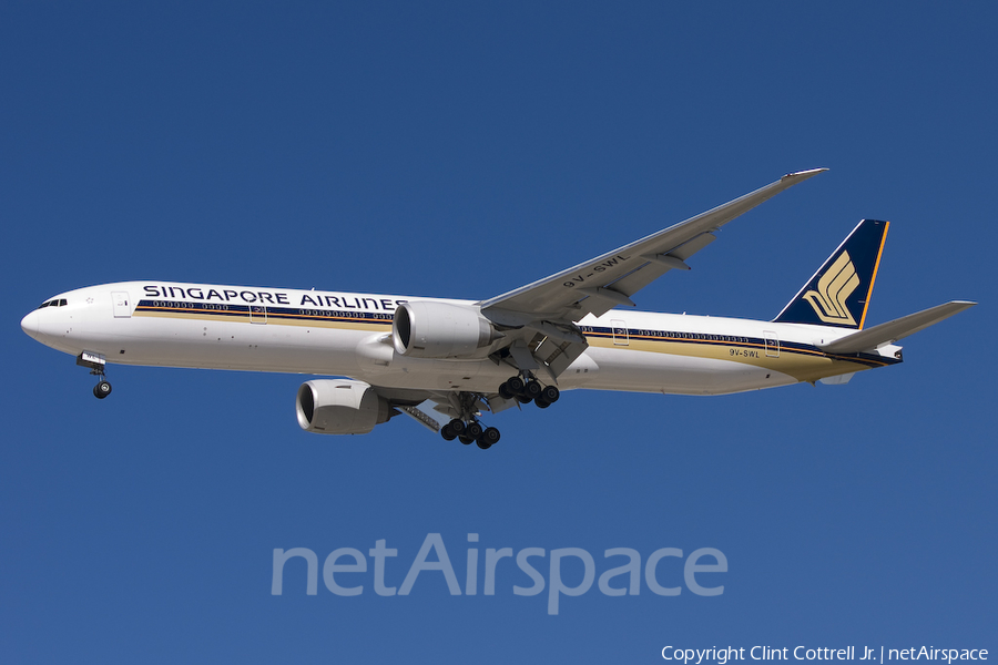 Singapore Airlines Boeing 777-312(ER) (9V-SWL) | Photo 39933