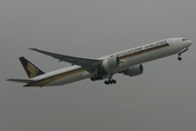 Singapore Airlines Boeing 777-312(ER) (9V-SWL) at  Zurich - Kloten, Switzerland