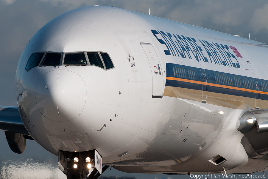 Singapore Airlines Boeing 777-312(ER) (9V-SWO) | Photo 9791