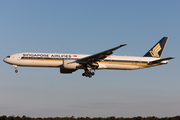 Singapore Airlines Boeing 777-312(ER) (9V-SWP) at  Frankfurt am Main, Germany
