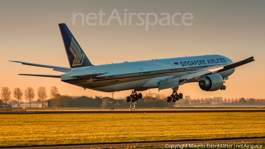 Singapore Airlines Boeing 777-312(ER) (9V-SWR) | Photo 112865