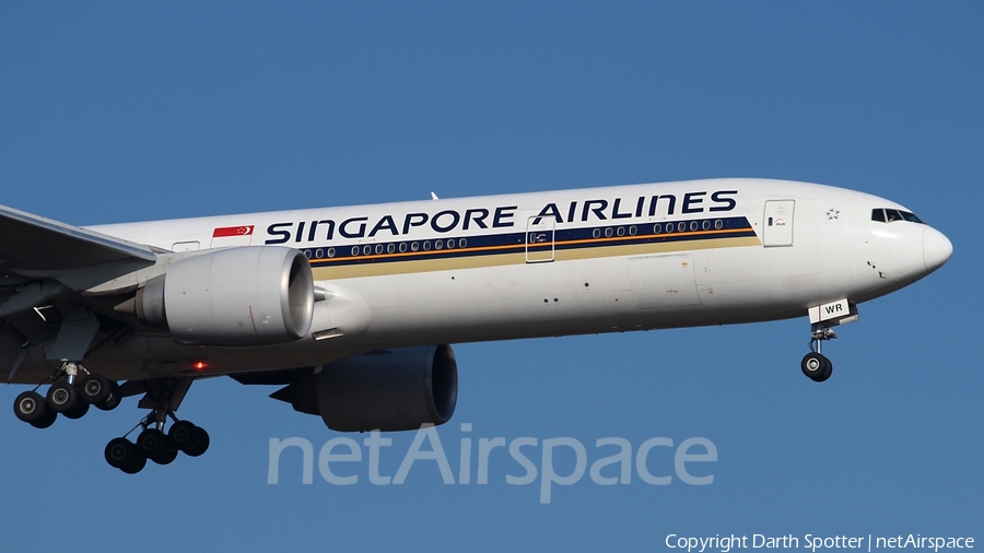 Singapore Airlines Boeing 777-312(ER) (9V-SWR) | Photo 208370