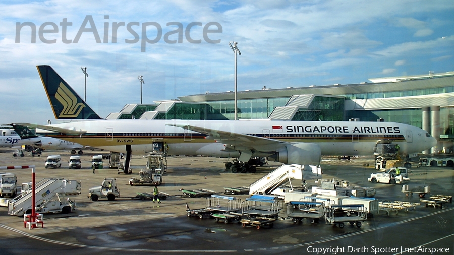 Singapore Airlines Boeing 777-312(ER) (9V-SWS) | Photo 134675