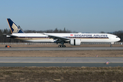 Singapore Airlines Boeing 777-312(ER) (9V-SWS) at  Frankfurt am Main, Germany