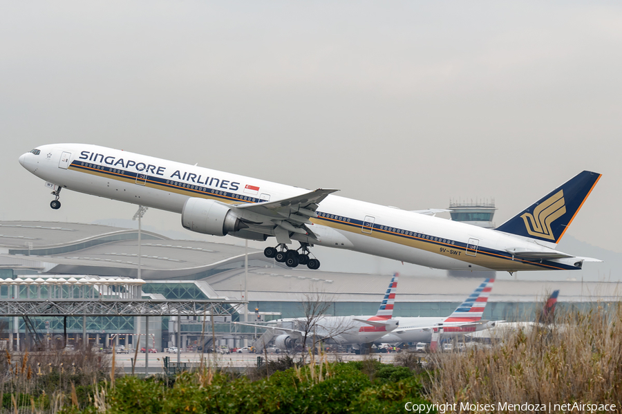 Singapore Airlines Boeing 777-312(ER) (9V-SWT) | Photo 148827