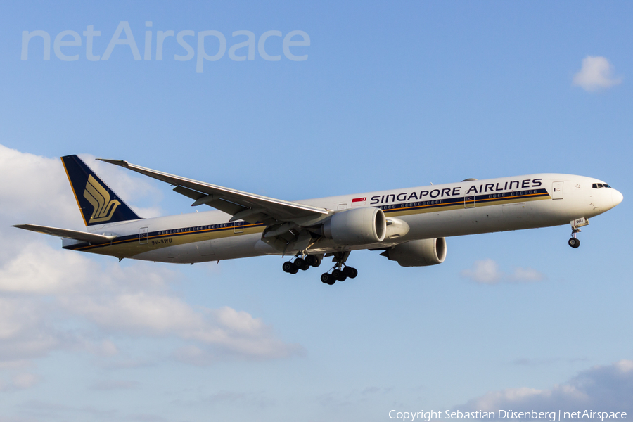 Singapore Airlines Boeing 777-312(ER) (9V-SWU) | Photo 116593