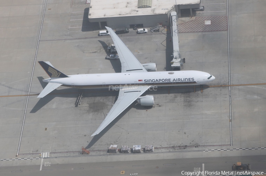 Singapore Airlines Boeing 777-312(ER) (9V-SWV) | Photo 296513