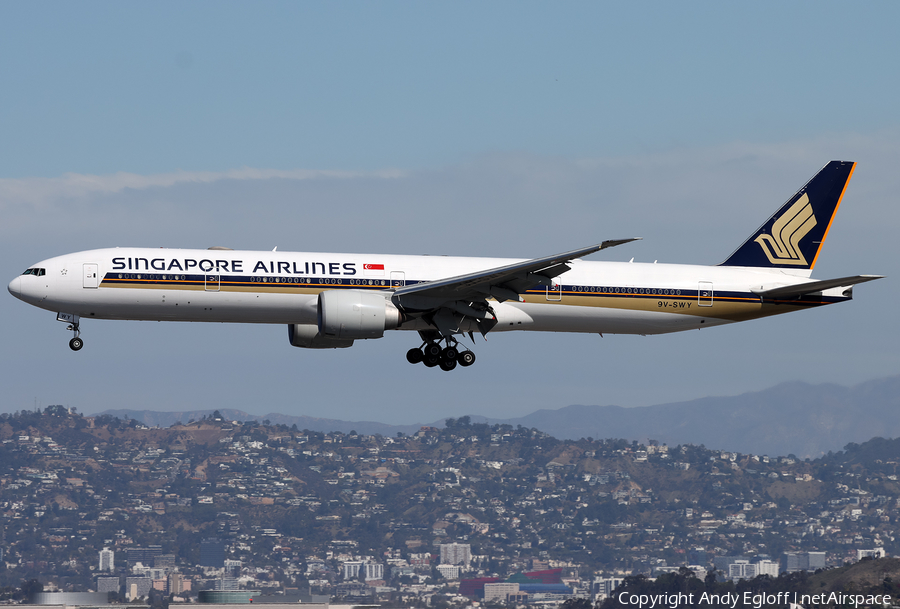 Singapore Airlines Boeing 777-312(ER) (9V-SWY) | Photo 376266