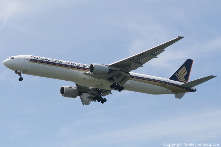 Singapore Airlines Boeing 777-312 (9V-SYC) | Photo 552791