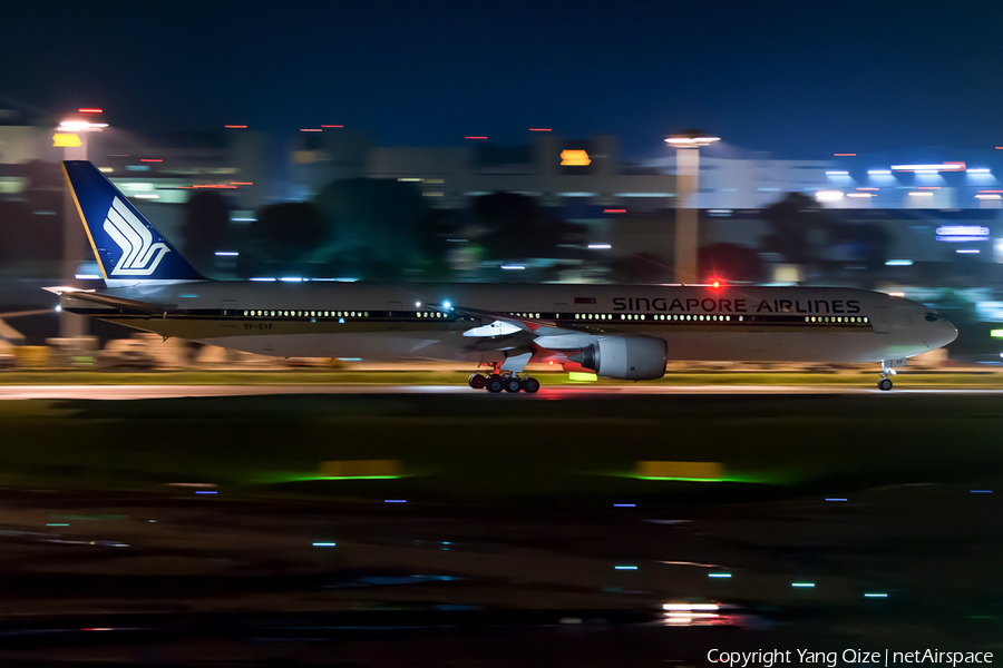 Singapore Airlines Boeing 777-312 (9V-SYF) | Photo 184845