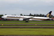 Singapore Airlines Boeing 777-312 (9V-SYG) at  Jakarta - Soekarno-Hatta International, Indonesia
