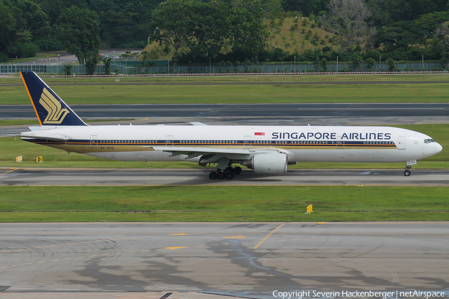 Singapore Airlines Boeing 777-312 (9V-SYG) | Photo 188908