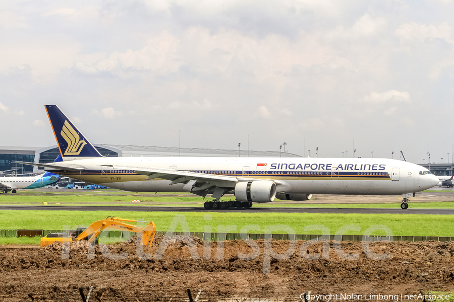 Singapore Airlines Boeing 777-312 (9V-SYI) | Photo 423667