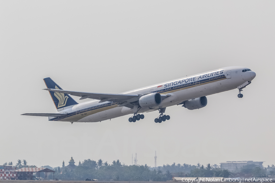 Singapore Airlines Boeing 777-312 (9V-SYI) | Photo 461014