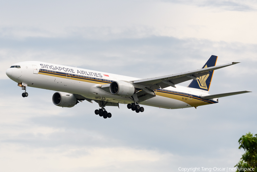 Singapore Airlines Boeing 777-312 (9V-SYI) | Photo 506614