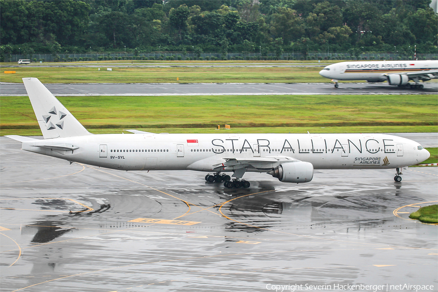 Singapore Airlines Boeing 777-312 (9V-SYL) | Photo 170203