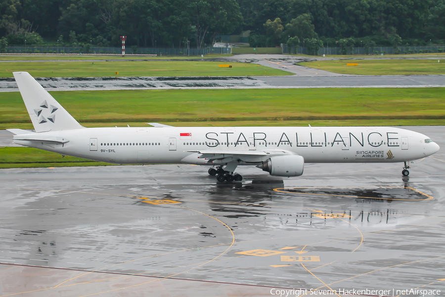 Singapore Airlines Boeing 777-312 (9V-SYL) | Photo 188867