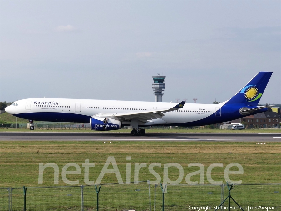 RwandAir Airbus A330-343 (9XR-WP) | Photo 261812
