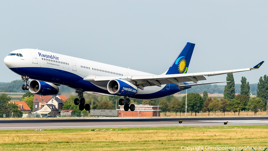 RwandAir Airbus A330-343 (9XR-WP) | Photo 280937