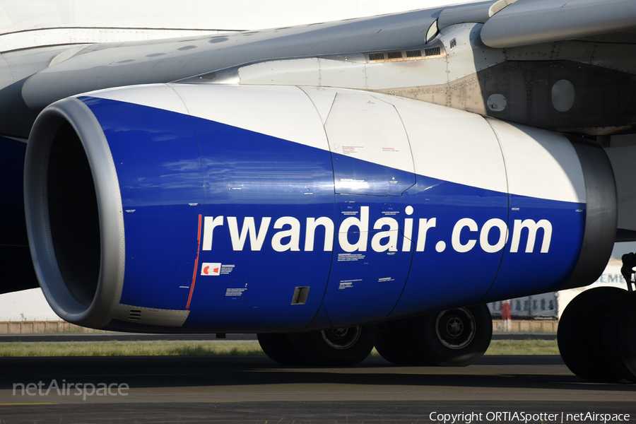 RwandAir Airbus A330-343 (9XR-WP) | Photo 374719
