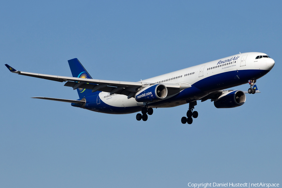 RwandAir Airbus A330-343 (9XR-WP) | Photo 503535