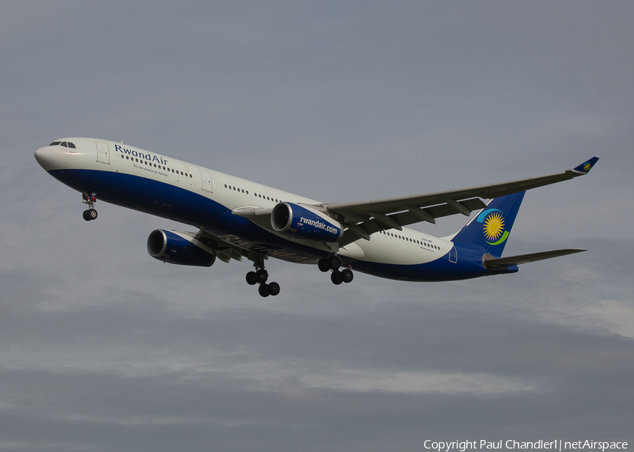 RwandAir Airbus A330-343 (9XR-WP) | Photo 528035