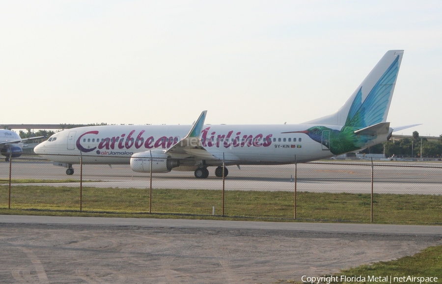 Caribbean Airlines Boeing 737-8Q8 (9Y-KIN) | Photo 453427