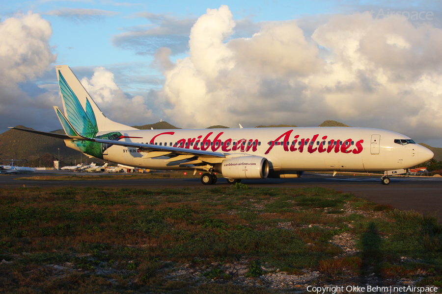 Caribbean Airlines Boeing 737-8Q8 (9Y-KIN) | Photo 38255