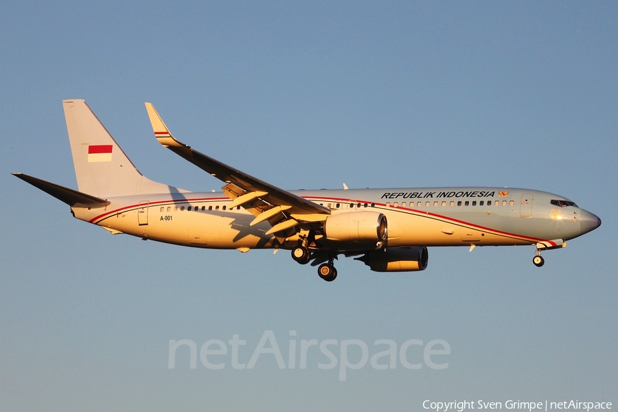 Indonesian Government Boeing 737-8U3(BBJ2) (A-001) | Photo 174190