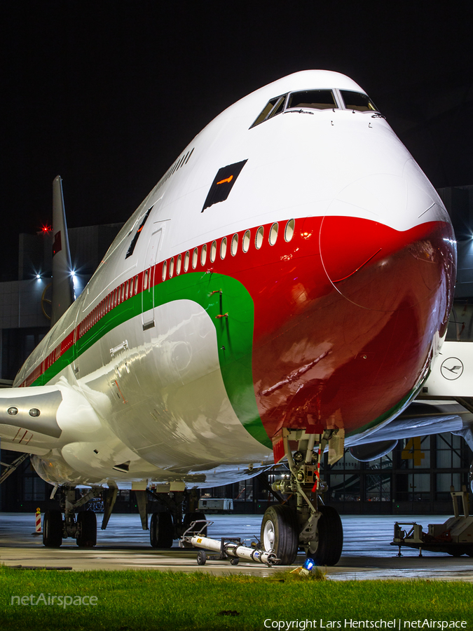 Oman Royal Flight Boeing 747-8H0(BBJ) (A4O-HMS) | Photo 363017