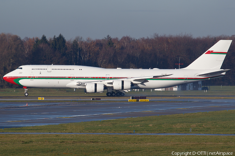 Oman Royal Flight Boeing 747-8H0(BBJ) (A4O-HMS) | Photo 413075