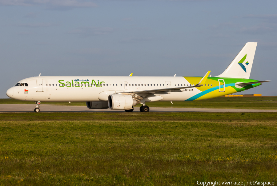 Salam Air Airbus A321-253NX (A4O-OXA) | Photo 622109